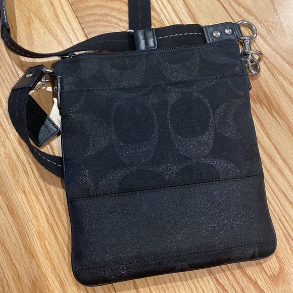 Black Coach Crossbody - Picture 4 of 6